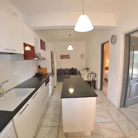 Maria - Roumanis Appartement